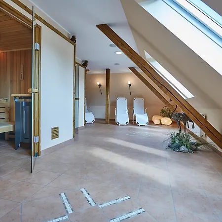 Schwalbennest 公寓 *