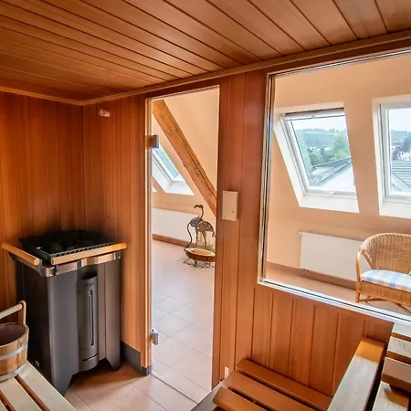 Schwalbennest 公寓 *